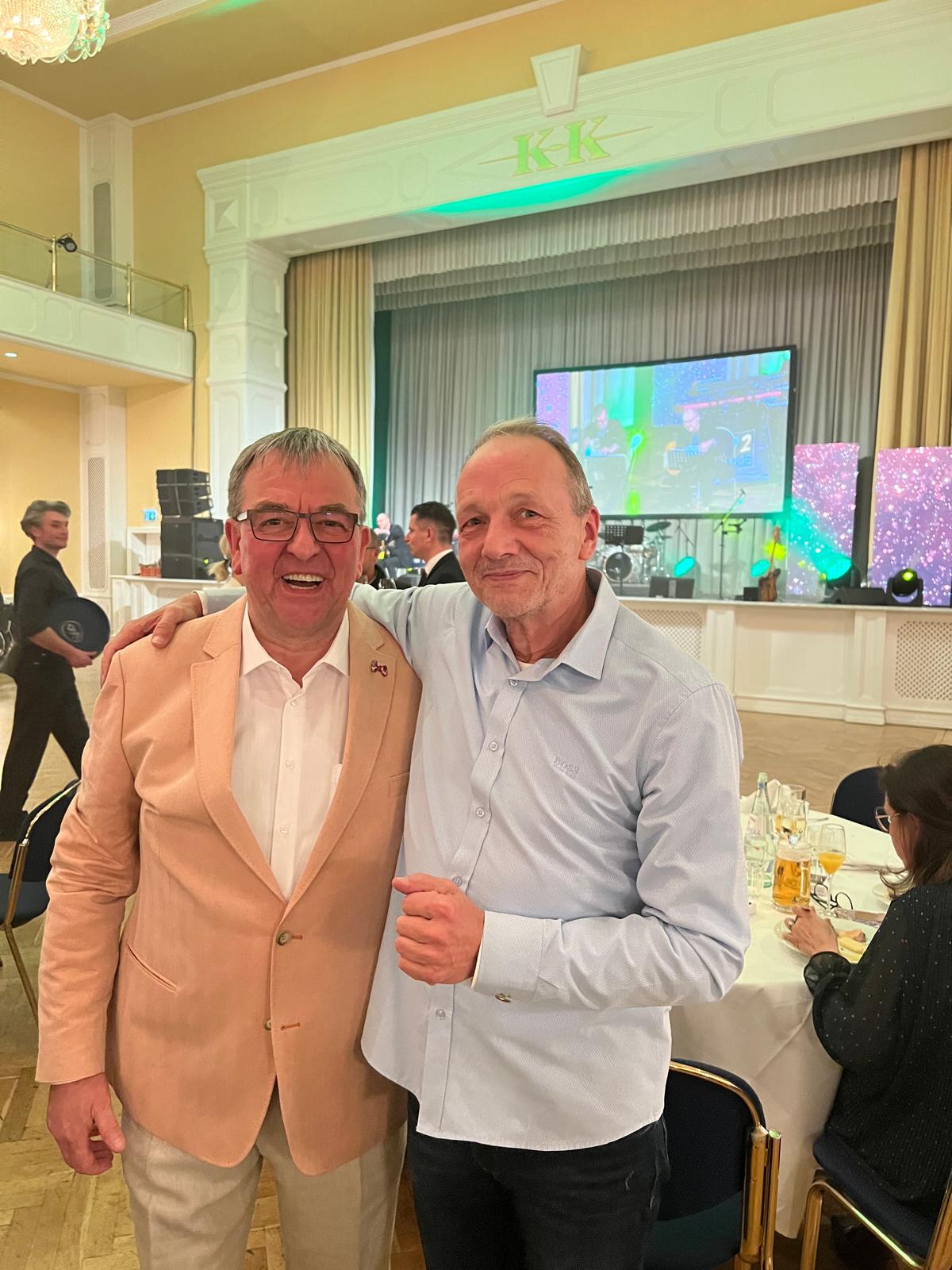 Mehr über den Artikel erfahren Benefiz Gala ProHandicap